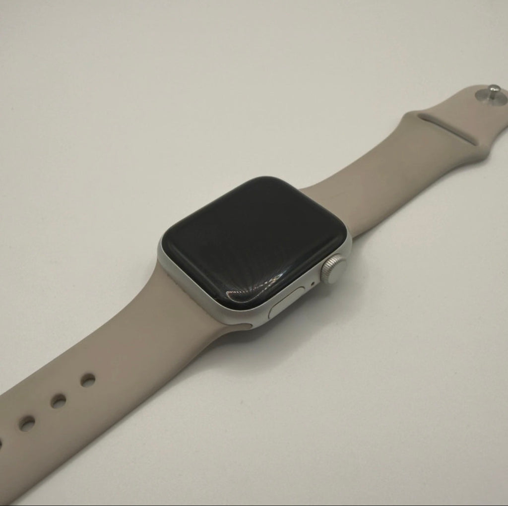 Apple Watch SE (First Generation) GPS 40mm